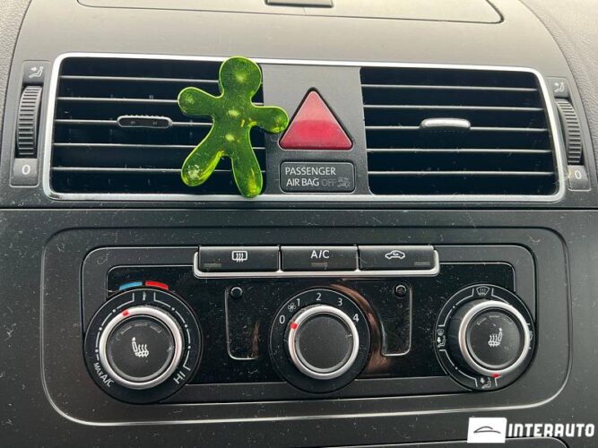 volkswagen Touran 2012