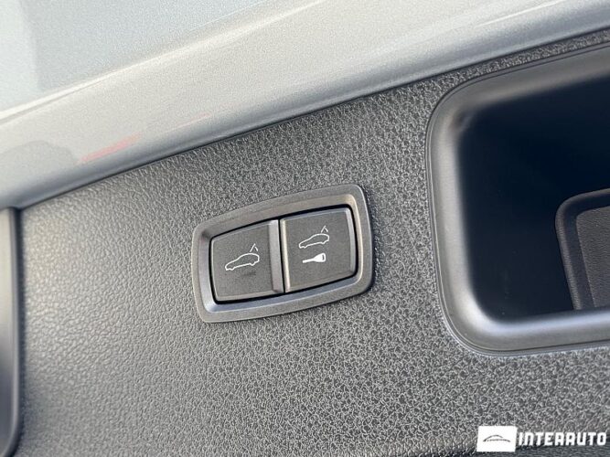 Porsche Macan 64 porsche Macan 2019