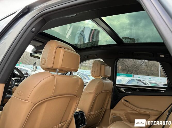 Porsche Macan 61 porsche Macan 2019