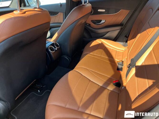 Mercedes GLC 220d Coupe 41 mercedes GLC 220d Coupe 2020