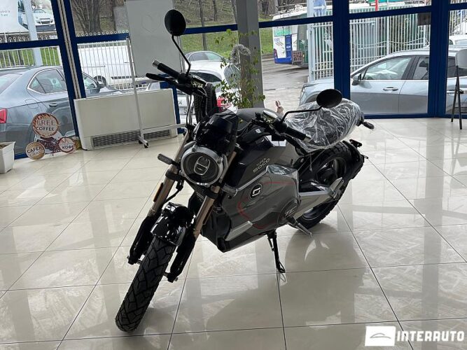 Super Soco TC Wanderer 2023 doar la InterAuto