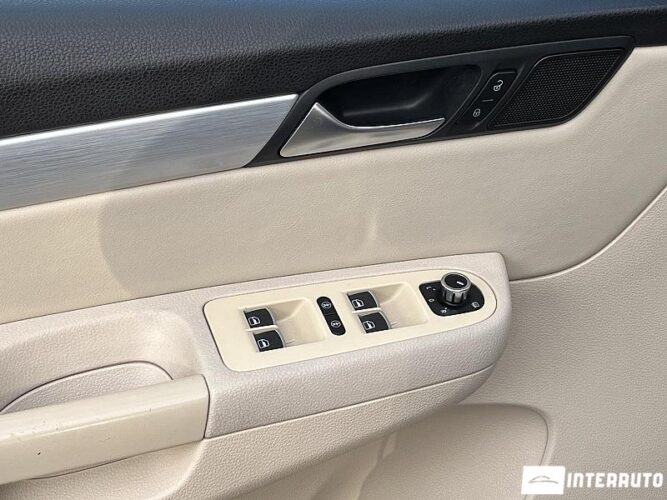 volkswagen Sharan 2011