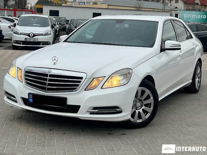 Mercedes E 200 2012 doar la InterAuto