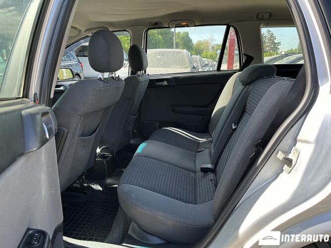 Opel Astra 43 opel Astra 2005