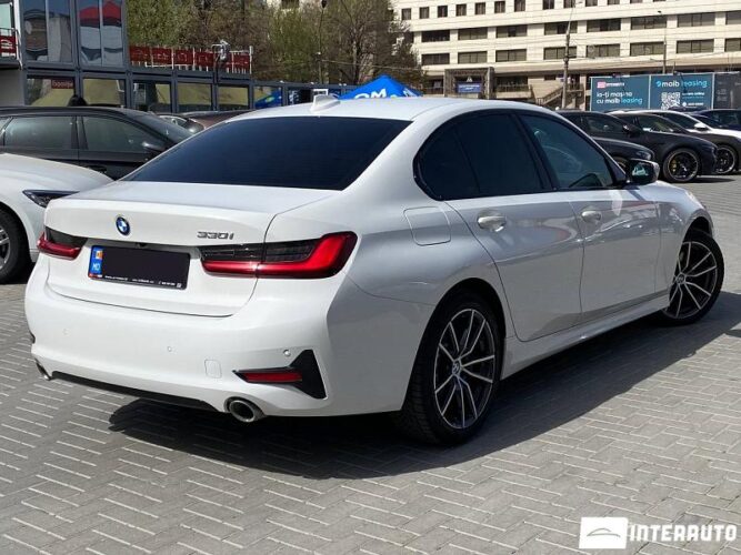 bmw 330 2019