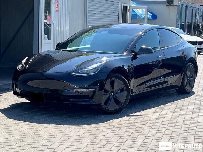 tesla Model 3 2018
