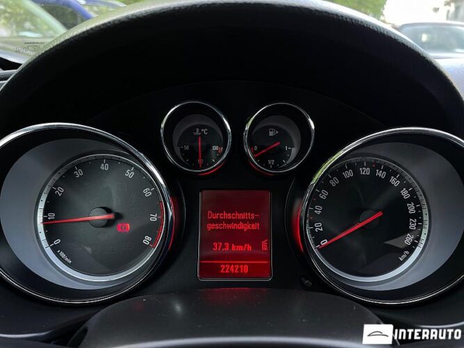 Opel Insignia 36 opel Insignia 2010