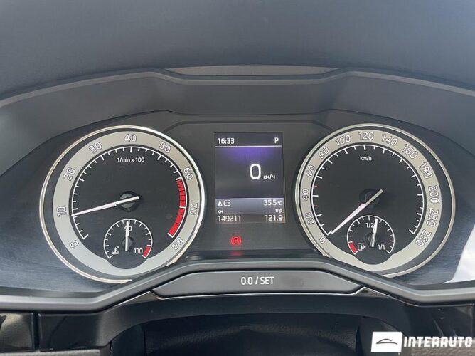 Skoda Superb 51 skoda Superb 2017