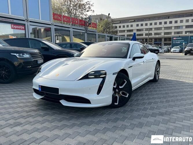 Porsche Taycan 4S 2021 doar la InterAuto