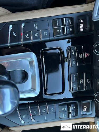 porsche Cayenne 2017