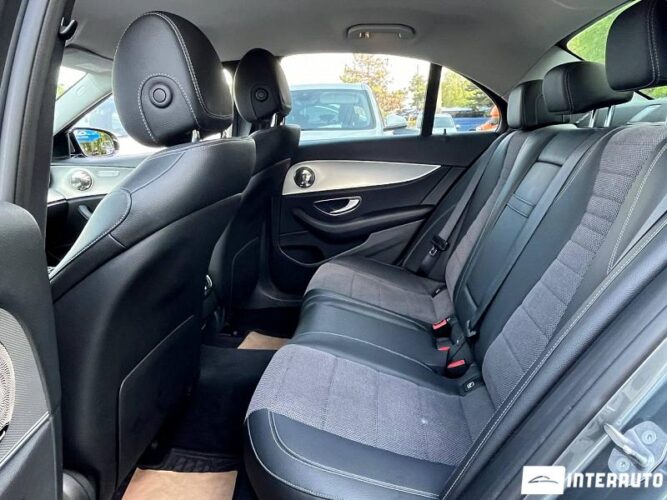 Mercedes E 220 41 mercedes E 220 2018