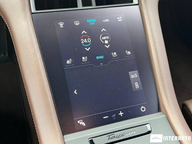 porsche Taycan Turbo S 2020