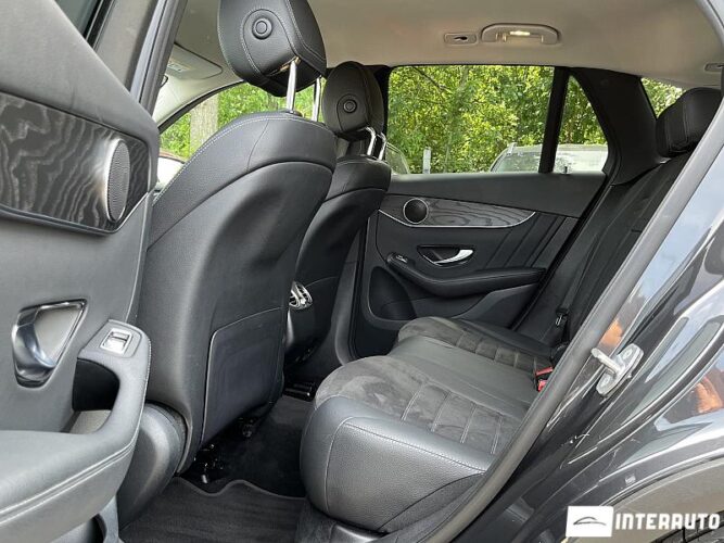 Mercedes GLC 220d 37 mercedes GLC 220d 2020