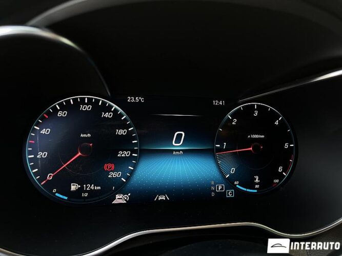 Mercedes GLC 220d 43 mercedes GLC 220d 2020