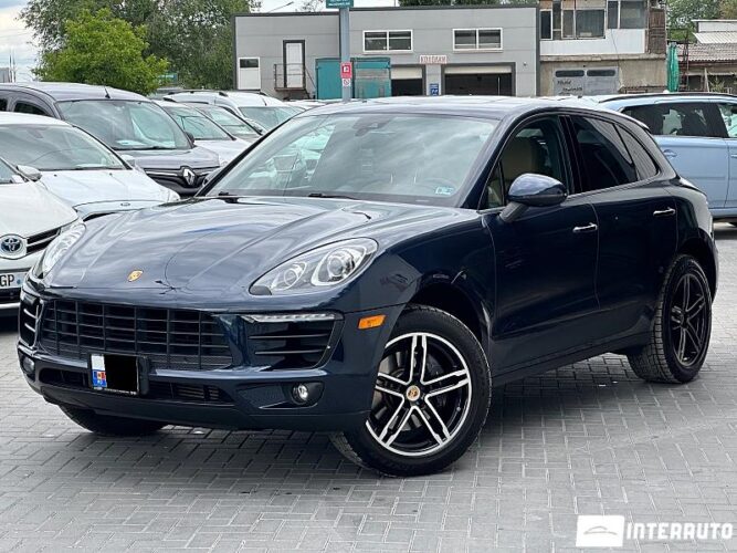 Porsche Macan 2016 doar la InterAuto