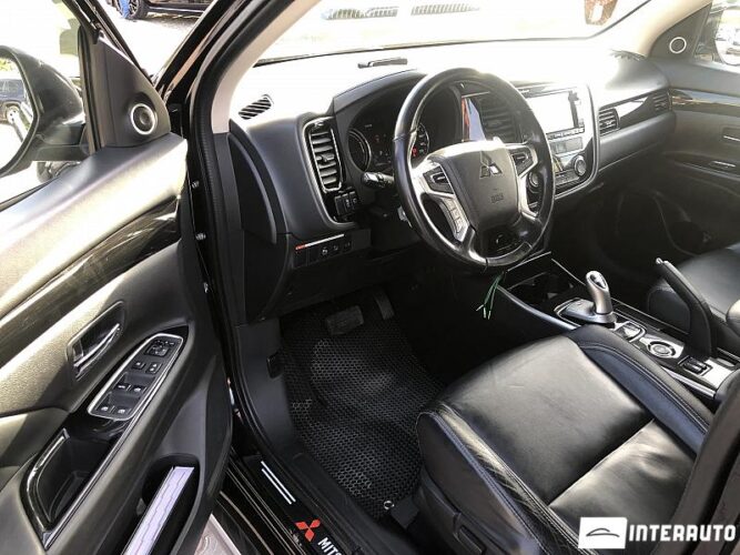 mitsubishi Outlander 2016