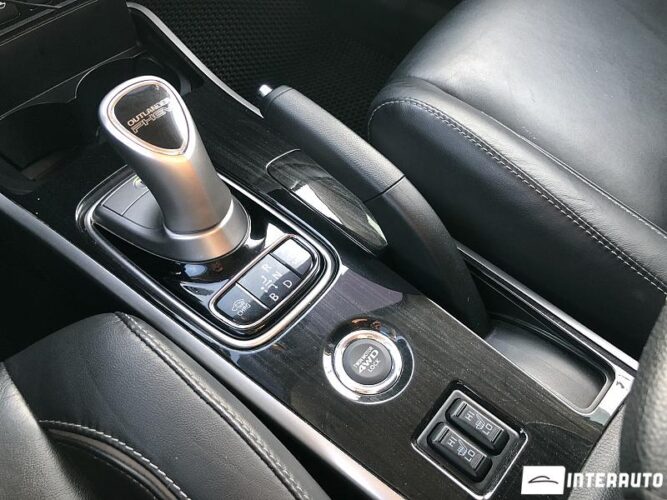 mitsubishi Outlander 2016