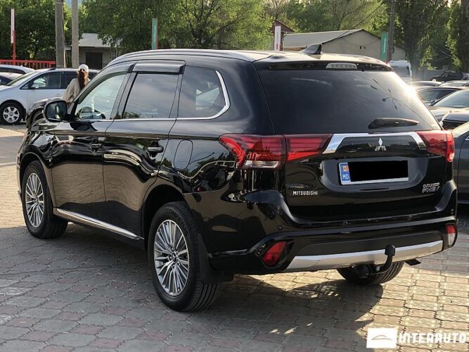 mitsubishi Outlander 2016