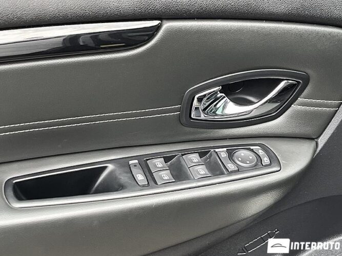 renault Grand Scenic 2015