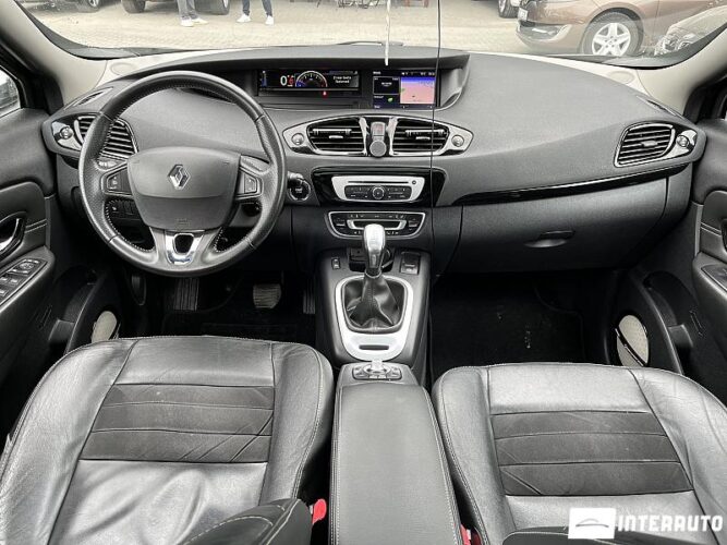 renault Grand Scenic 2015