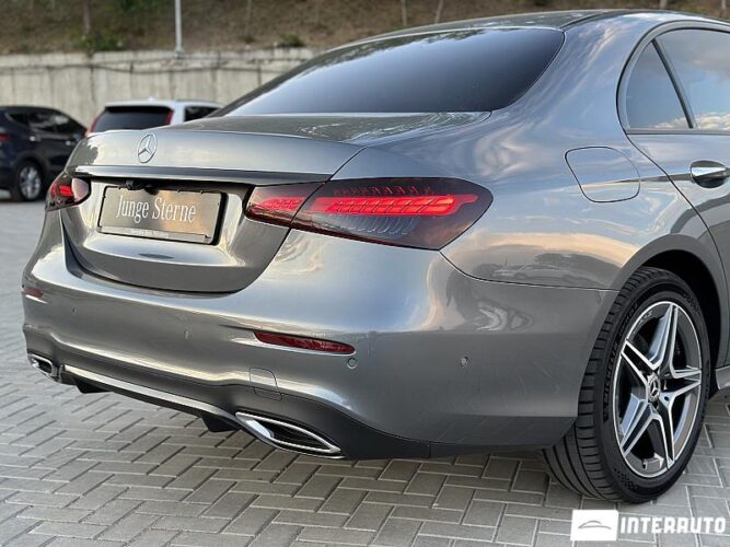 Mercedes E 220 45 mercedes E 220 2021