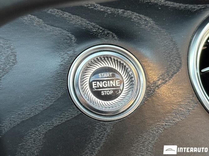 Mercedes E 220 52 mercedes E 220 2021