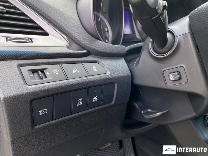 hyundai Grand Santa Fe 2013