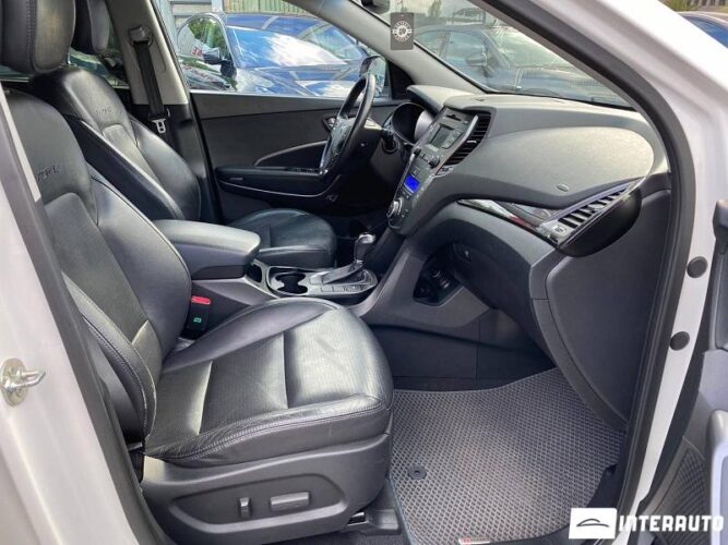 hyundai Grand Santa Fe 2013