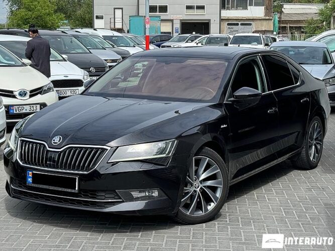 Skoda Superb 2018 doar la InterAuto