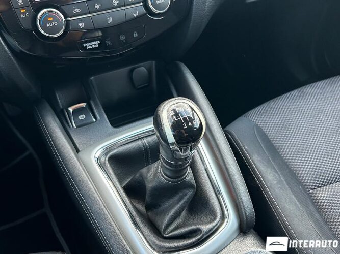 Nissan Qashqai 41 nissan Qashqai 2015