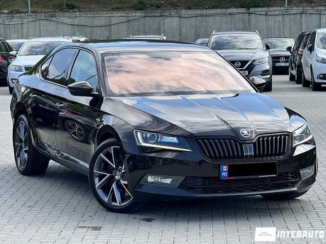 Skoda Superb 2016 doar la InterAuto
