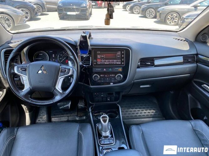 mitsubishi Outlander 2018