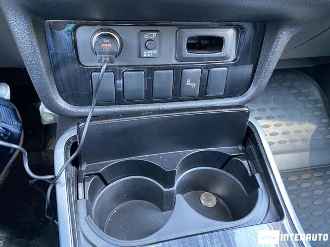 mitsubishi Outlander 2018