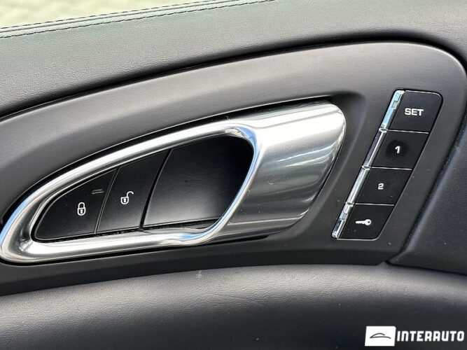 porsche Cayenne 2014