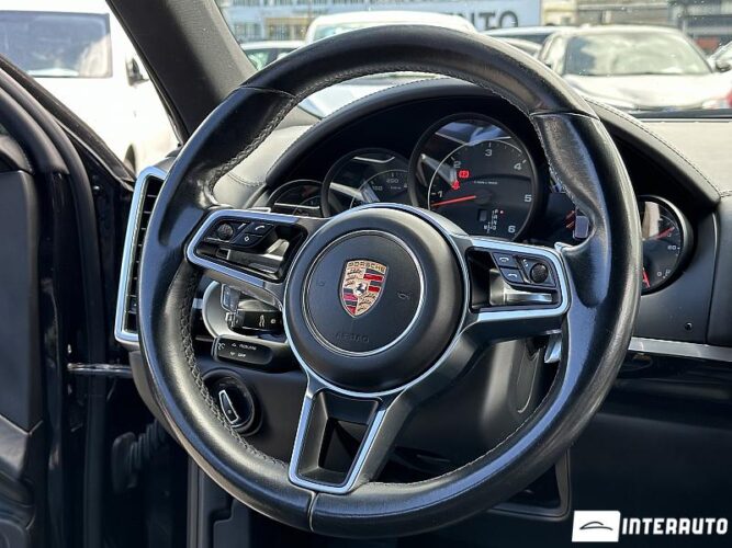 porsche Cayenne 2014