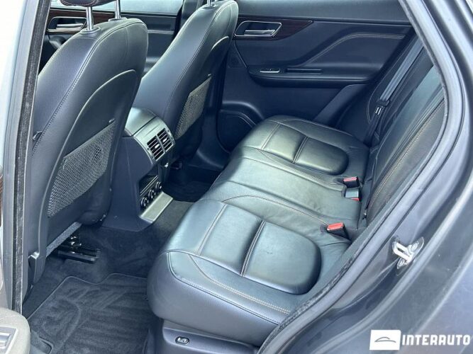 Jaguar F-Pace 49 jaguar F-Pace 2016