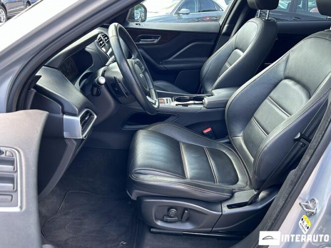 Jaguar F-Pace 39 jaguar F-Pace 2016