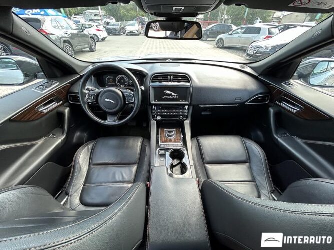 Jaguar F-Pace 40 jaguar F-Pace 2016
