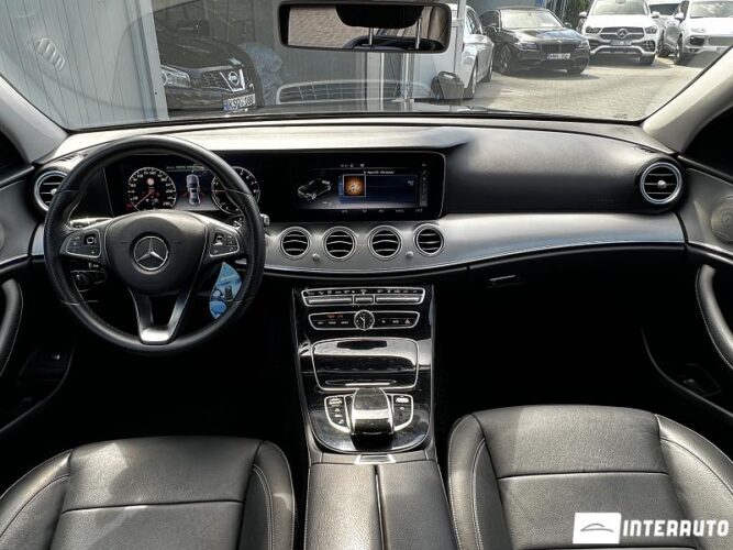 Mercedes E 350e 37 mercedes E 350e 2017