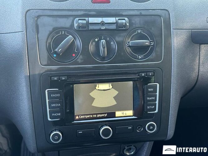 volkswagen Caddy Maxi 2011