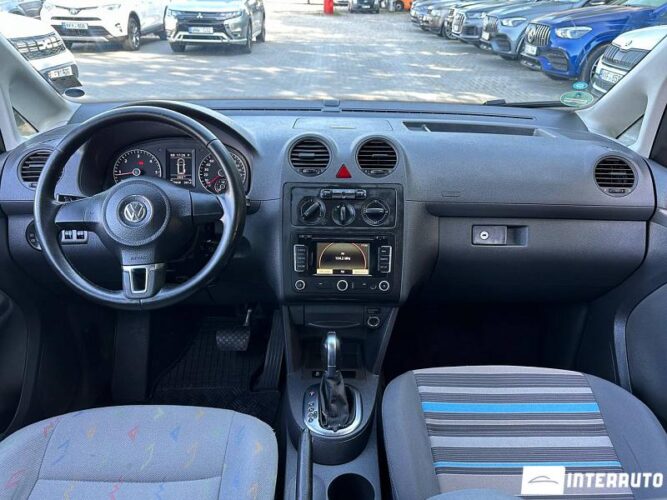 volkswagen Caddy Maxi 2011