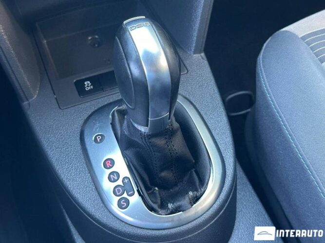 volkswagen Caddy Maxi 2011