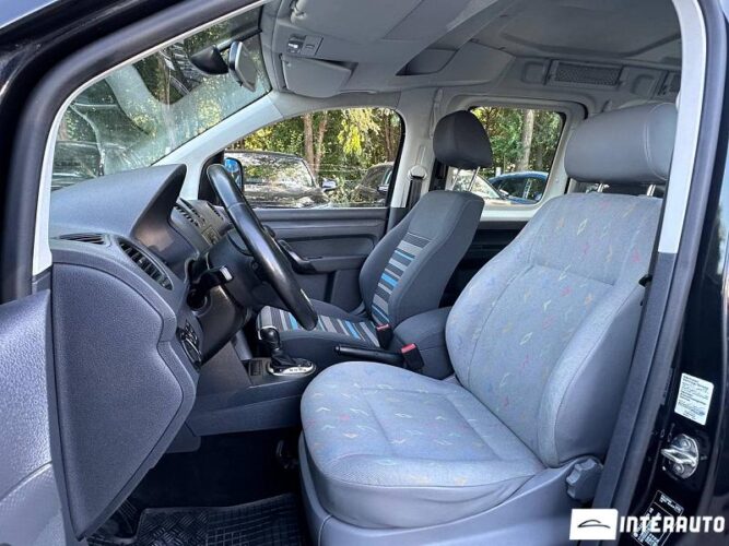 volkswagen Caddy Maxi 2011