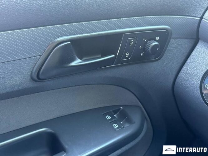 volkswagen Caddy Maxi 2011