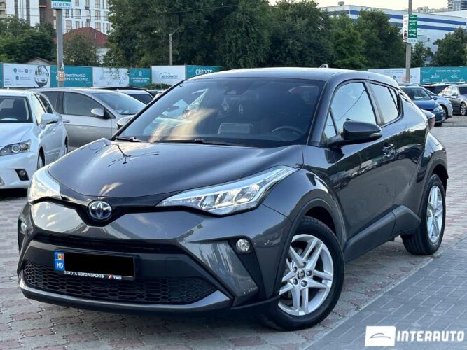 Toyota C-HR 2022 doar la InterAuto
