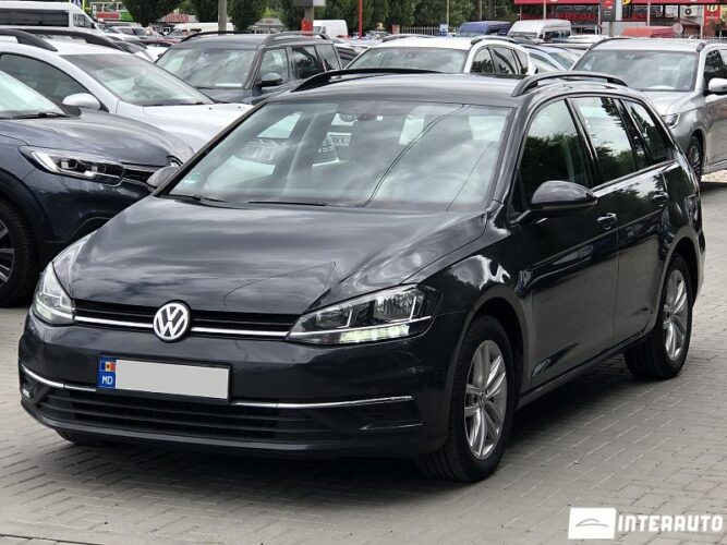 Volkswagen Golf 2017 doar la InterAuto