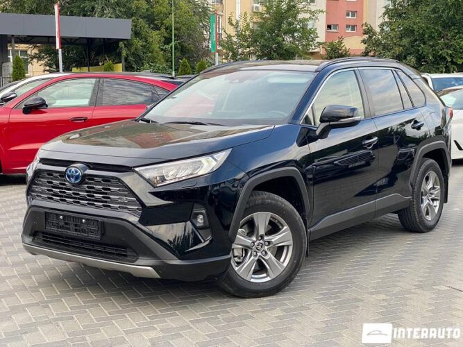 Toyota Rav-4 2022 doar la InterAuto