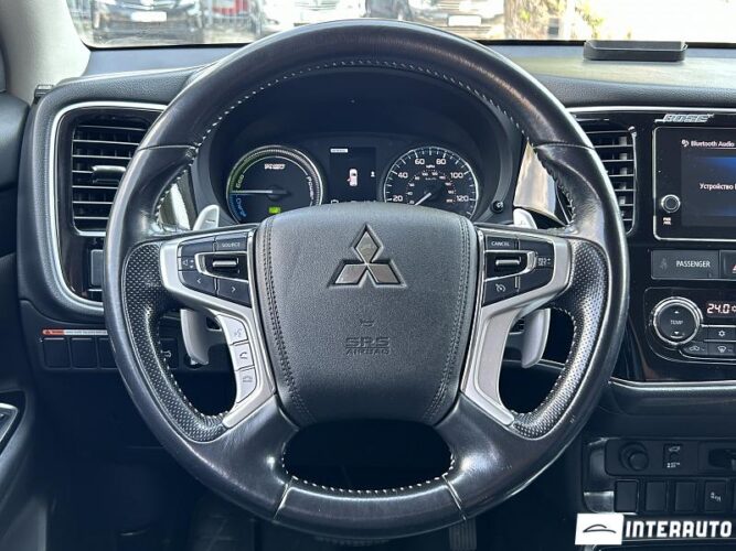 mitsubishi Outlander 2017