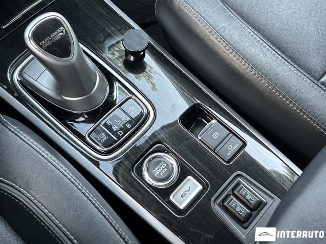 mitsubishi Outlander 2017