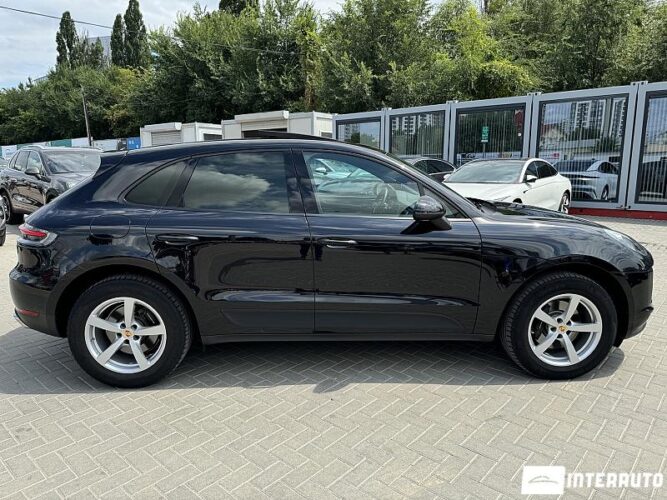Porsche Macan 42 porsche Macan 2019